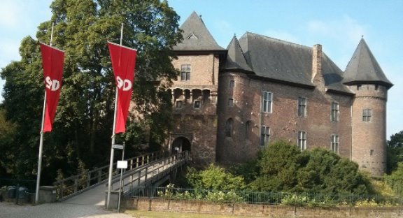 Burg_Linn_2015 Burg_Linn_2015